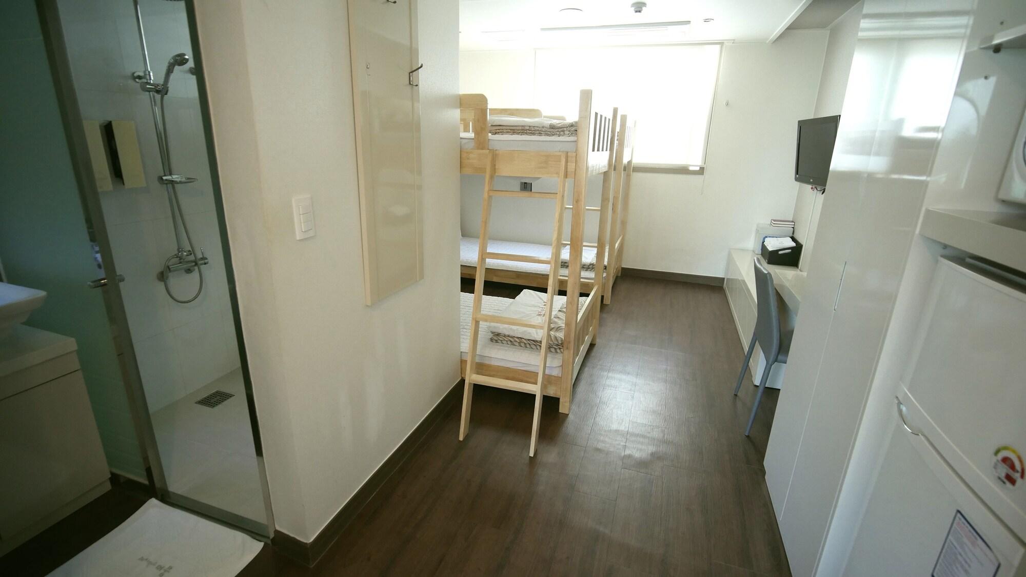Residence Mumum Hotel Busan Bagian luar foto