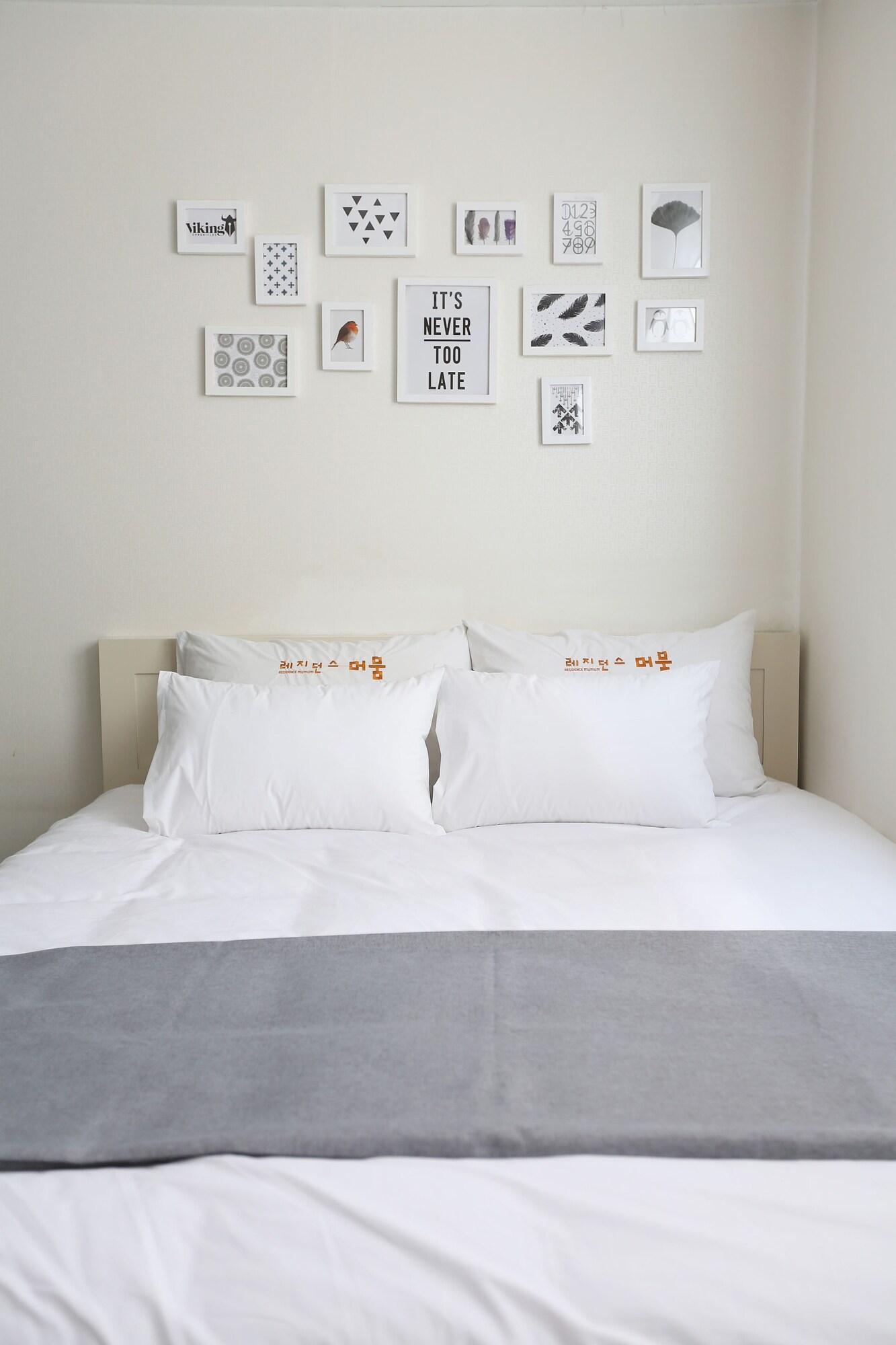 Residence Mumum Hotel Busan Bagian luar foto