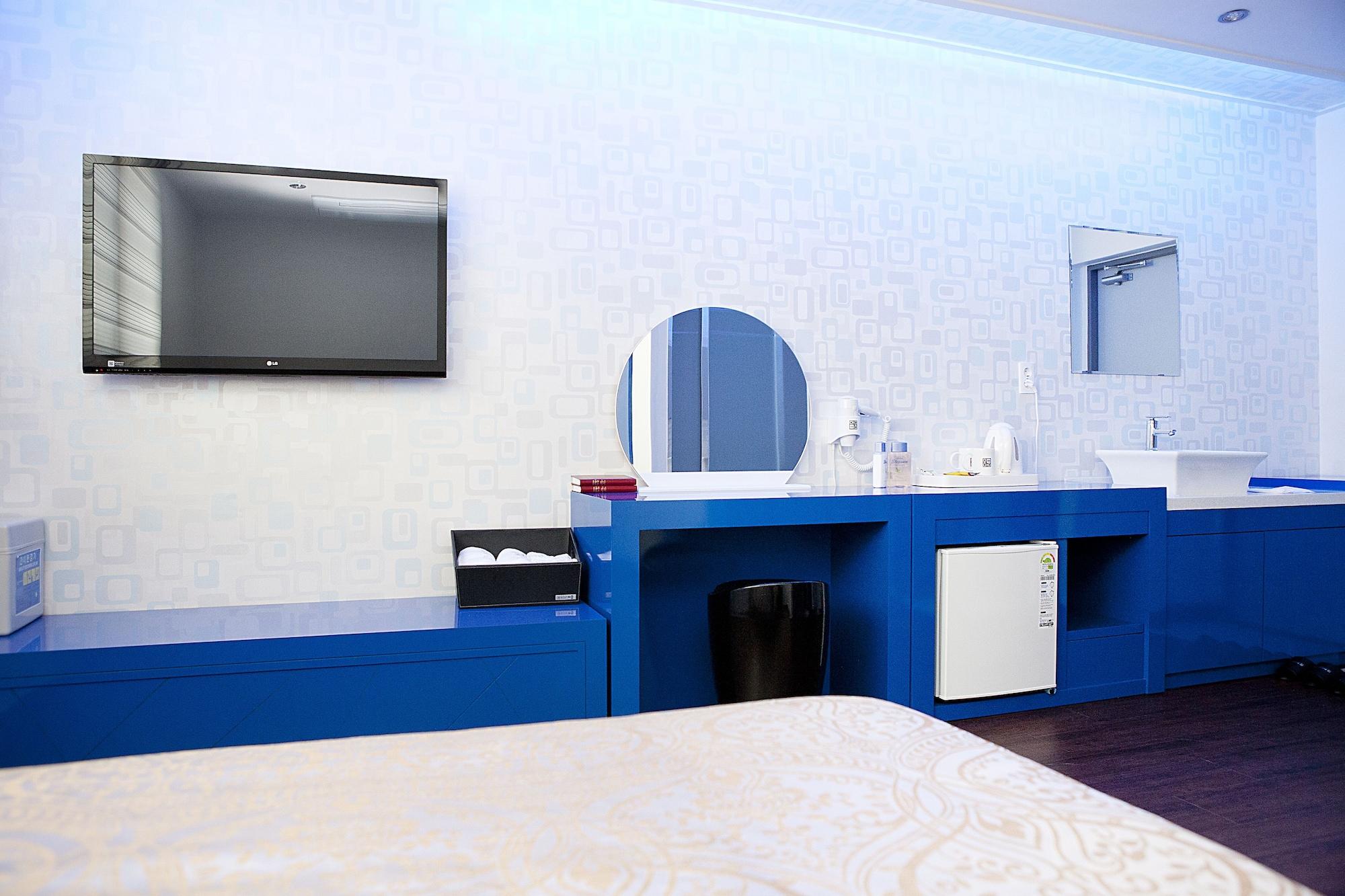 Residence Mumum Hotel Busan Bagian luar foto