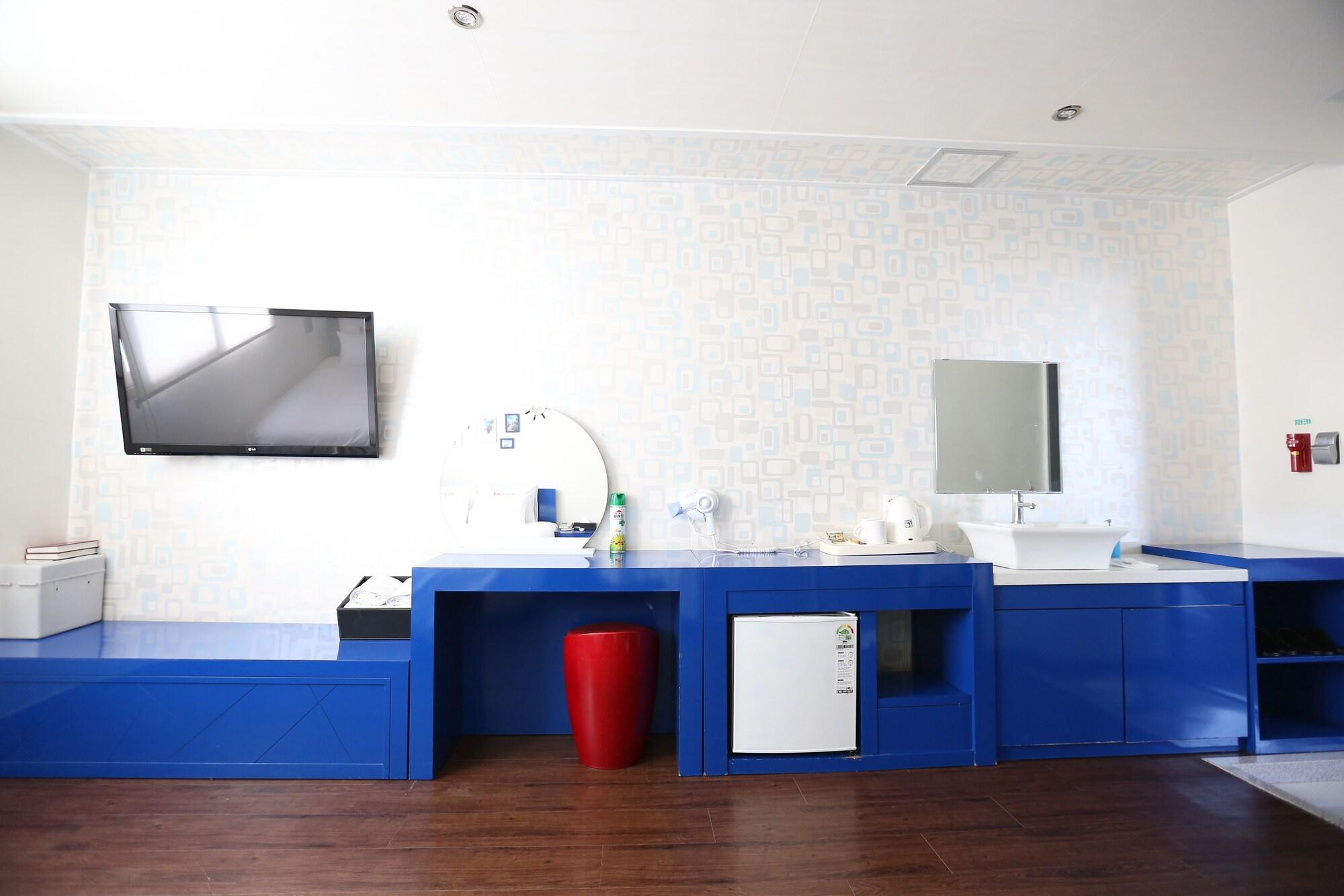 Residence Mumum Hotel Busan Bagian luar foto