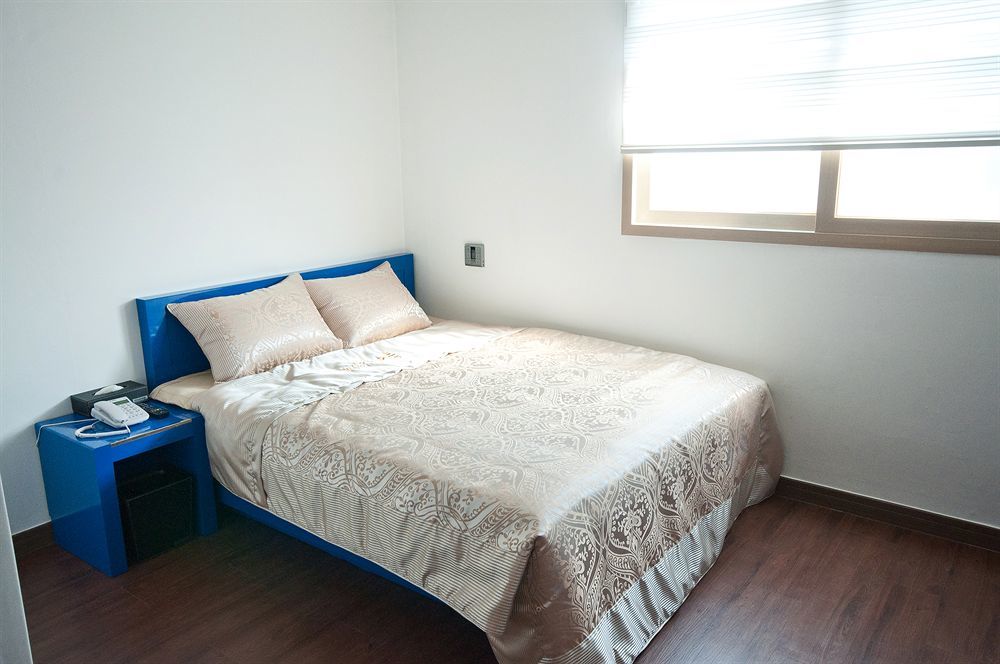 Residence Mumum Hotel Busan Bagian luar foto