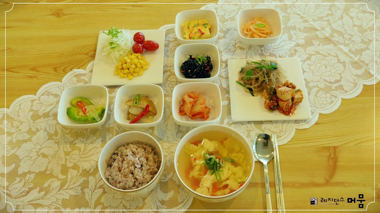 Residence Mumum Hotel Busan Bagian luar foto